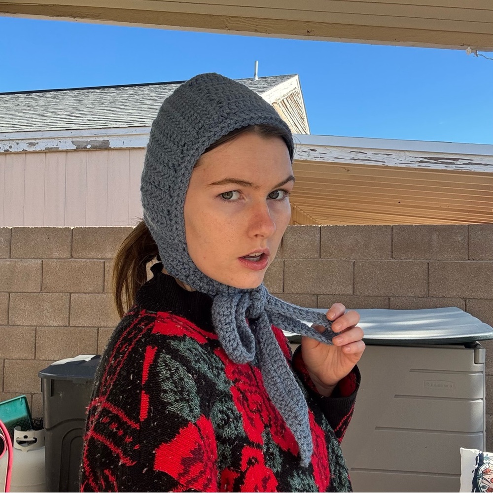 Blue crochet Bonnet - Picture 14 of 16